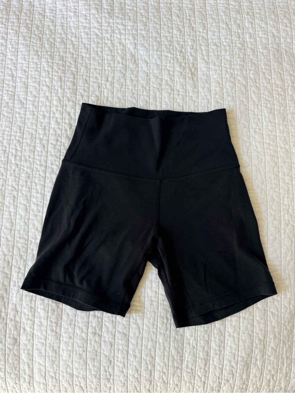Lululemom Align High-Waist Black Women’s Bike Shorts 4”
